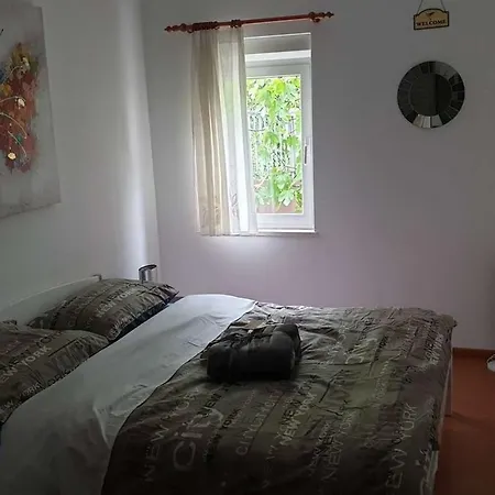 With A Parking Space Kastel Stari, Kastela - 21827 Apartamento Kaštel Stari