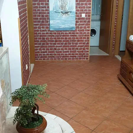 Apartamento With A Parking Space Kastel Stari, Kastela - 21827 *